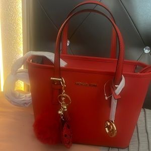 Michael Kors Jet Set Travel XS TZ Tote Bag free key chain